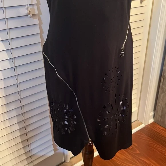 Desigual Cutouts with Zippers Dress - Picture 3 of 13